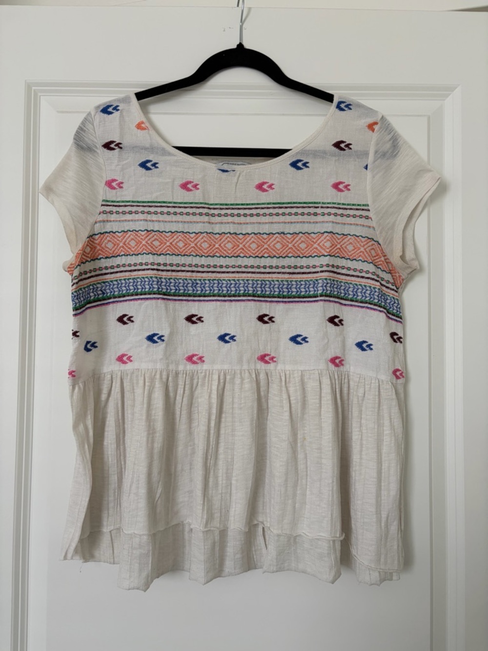American Eagle Women's Ivory Embroidered Peplum Top - Multicolor Detail